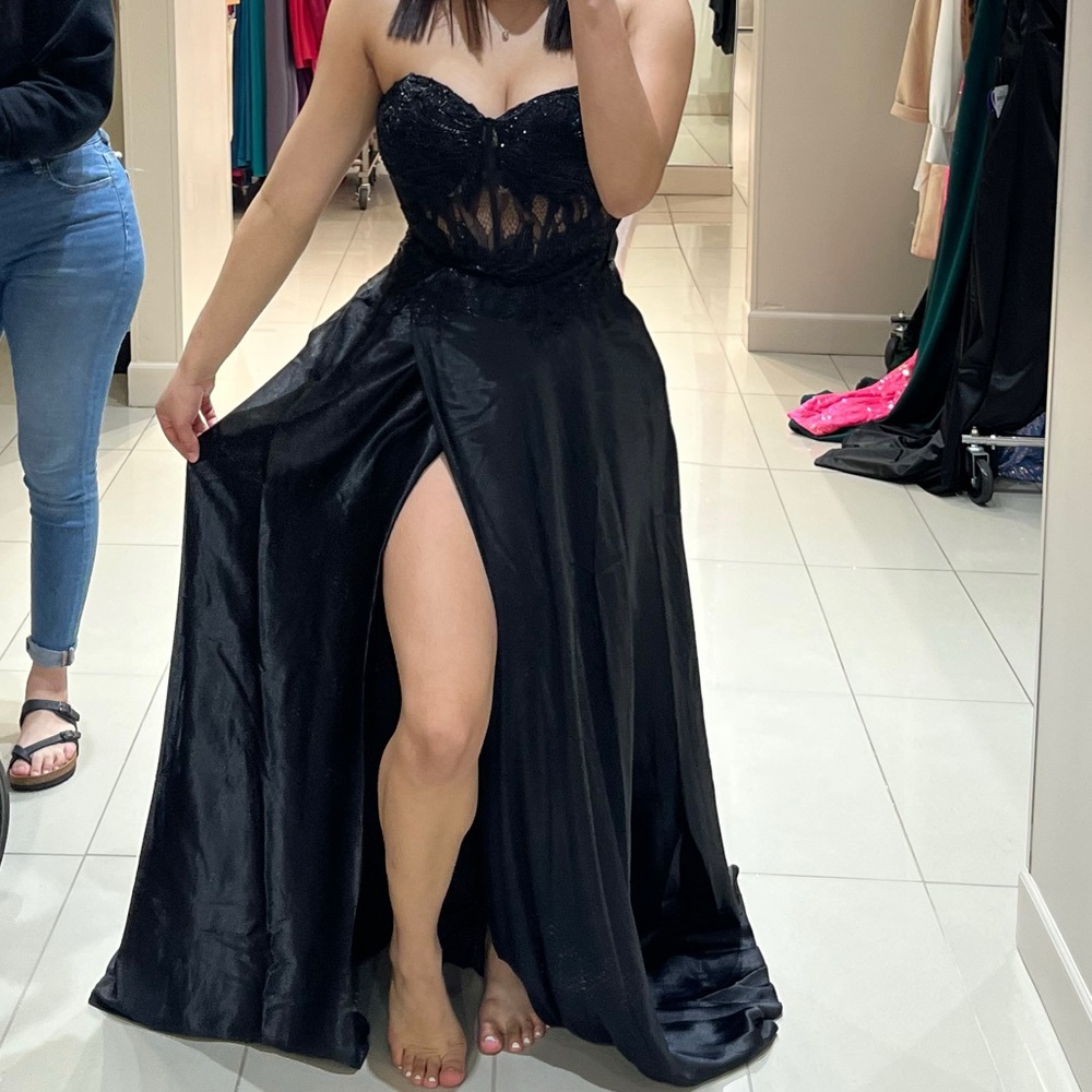 Windsor Prom Dress